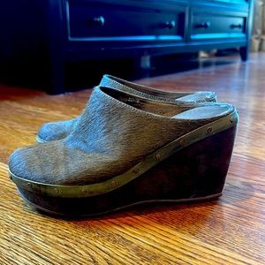 Great Calf-hair wedge mules!